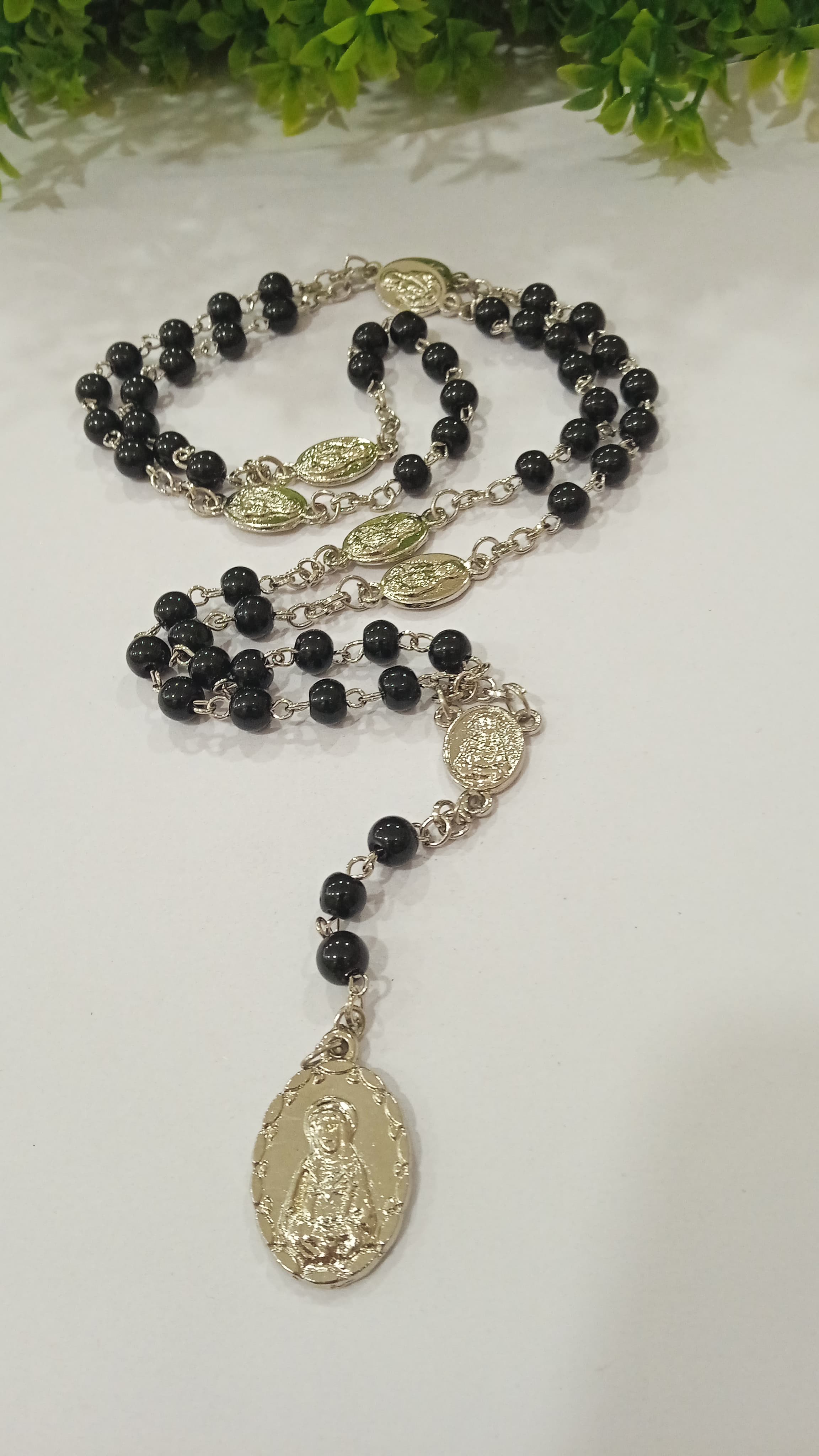 Christian_Rosary_Beads_For_Prayer