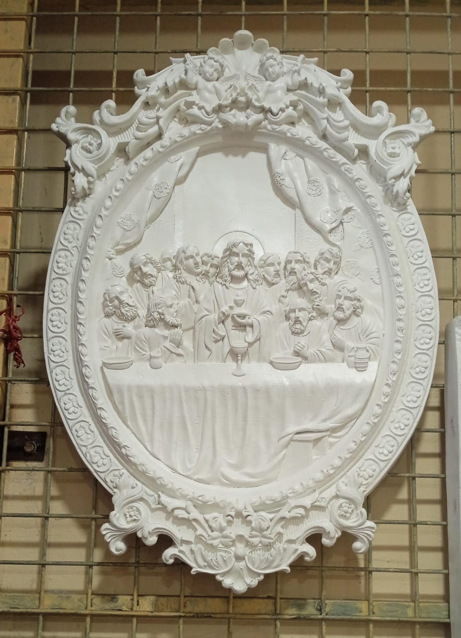 Last Supper Wall Hanging round white
