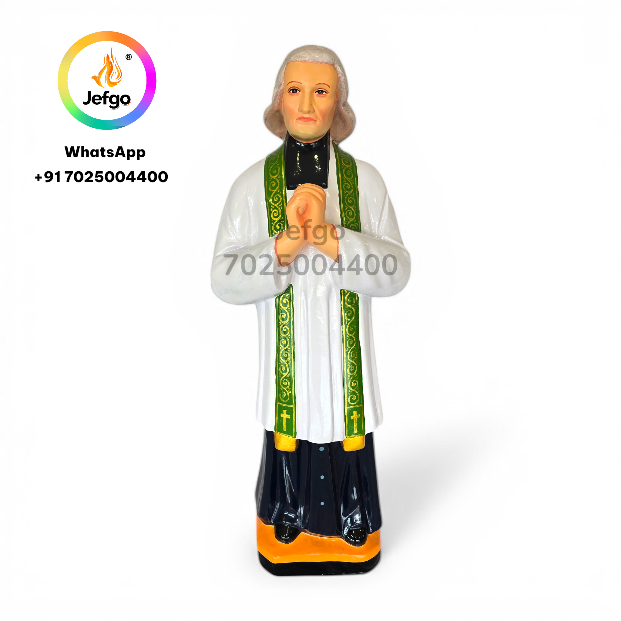 St John Vianney
Height : 3 feet
