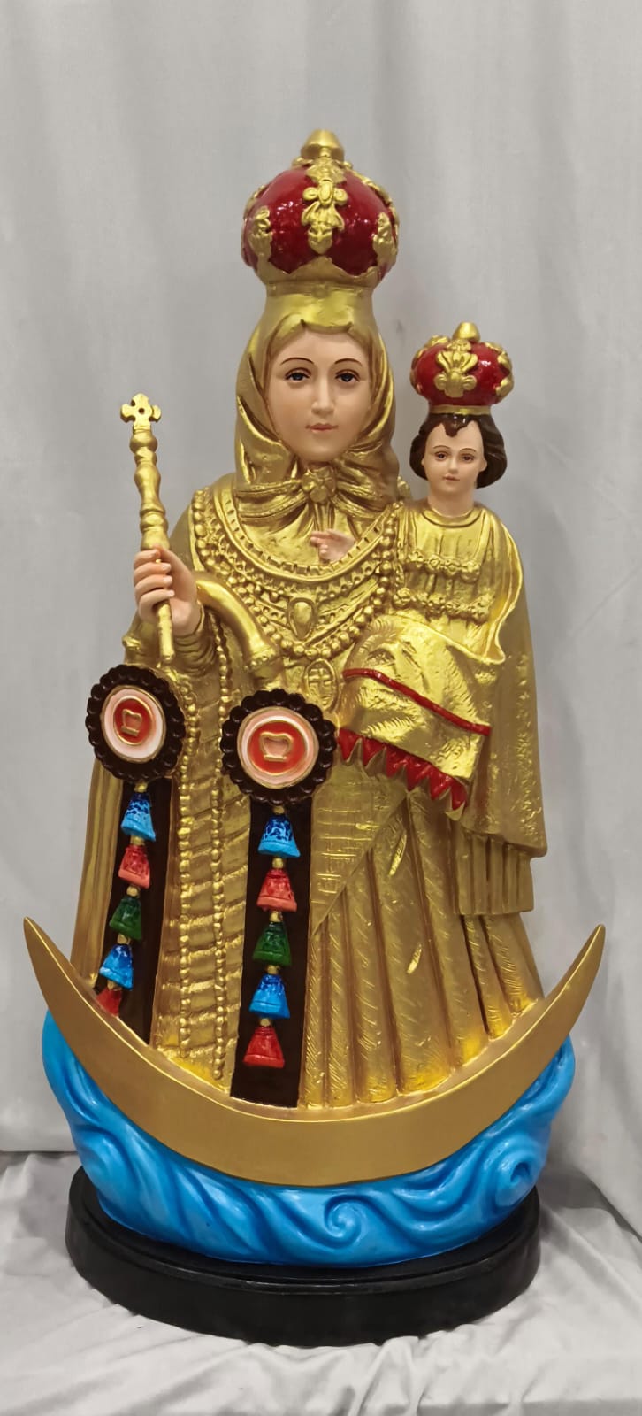 Velankanni Matha statue Height : 3 feet