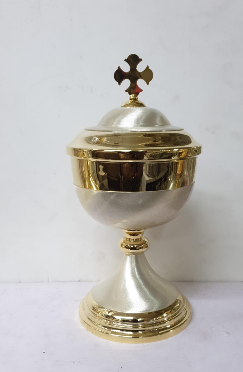 Ciborium 9 Inch Model No: 6125 S G No:4