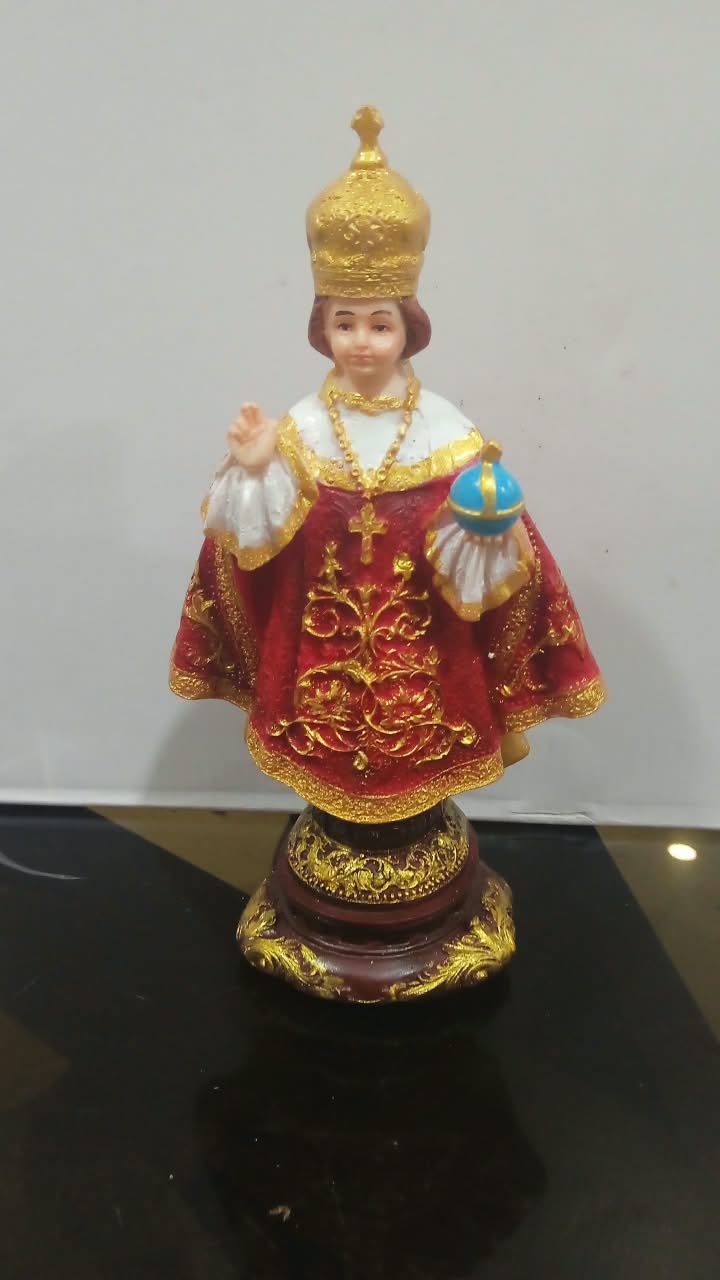 Infant Jesus  8 Inches Model No:4016 C-1