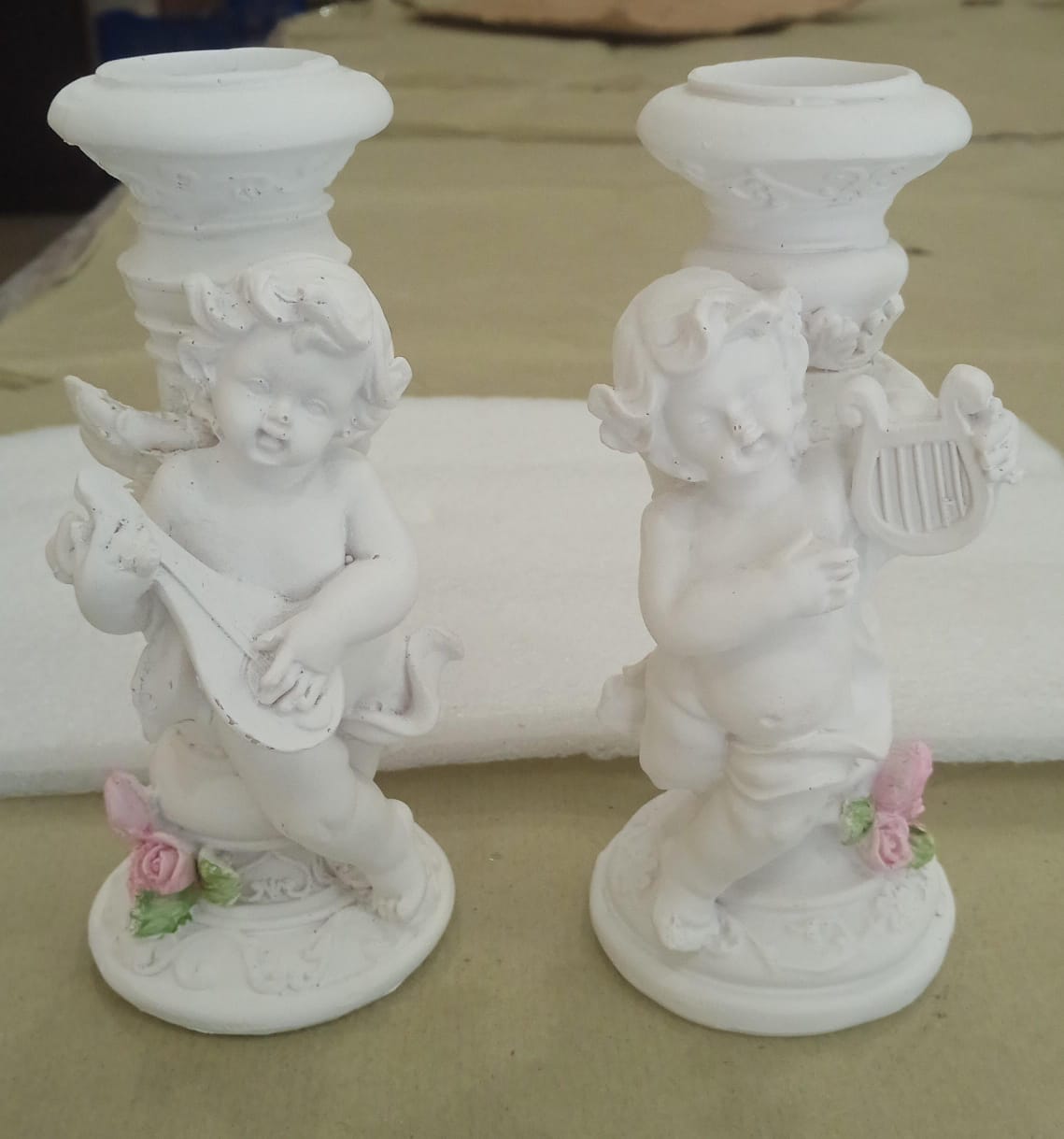 White Candle Angel

HEIGHT;- 7 INCH